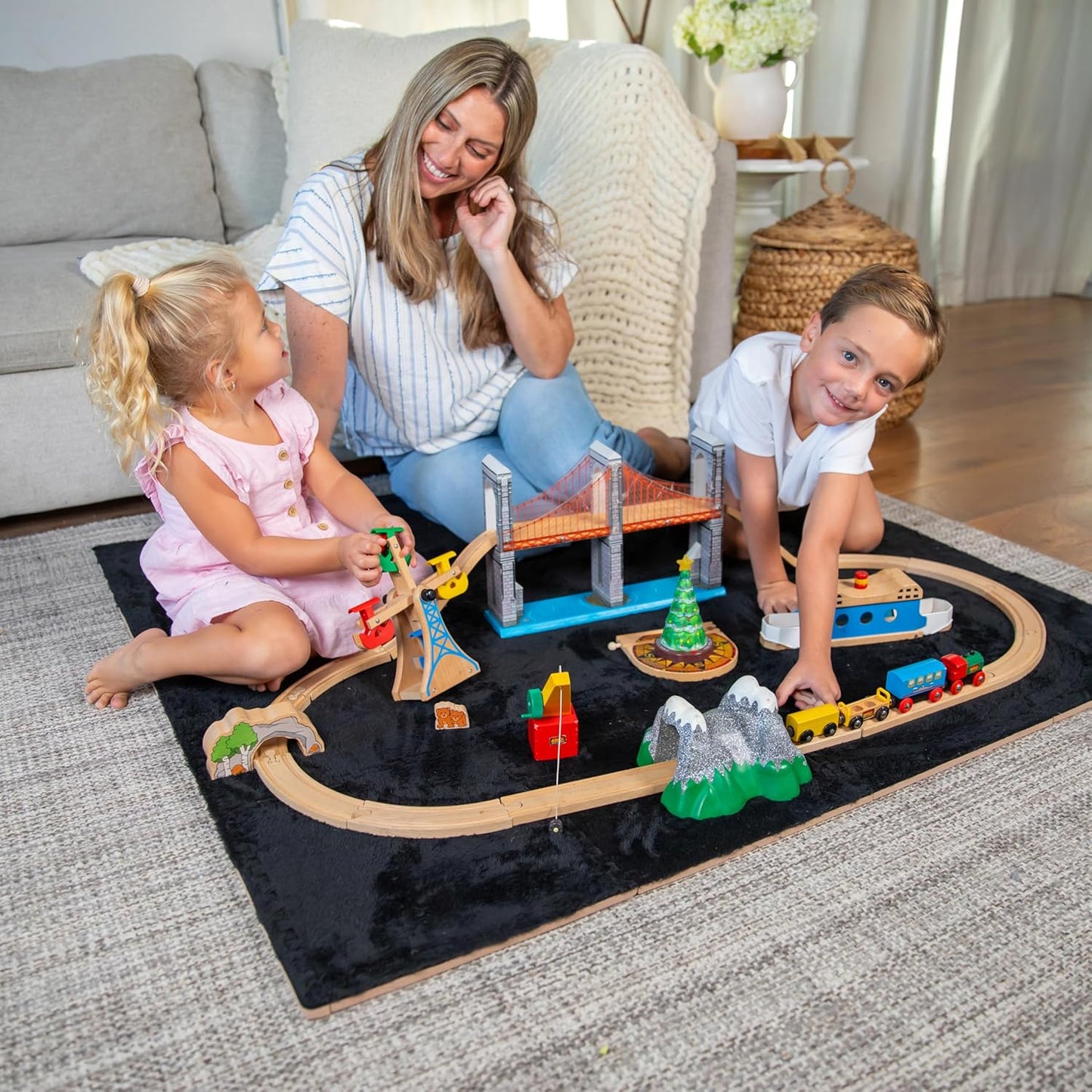Carpet Squares Puzzle Mat Plush Interlocking Carpet Tiles, Anti Slip Jigsaw Flooring Playmat Playroom Rug for kids (Black)
